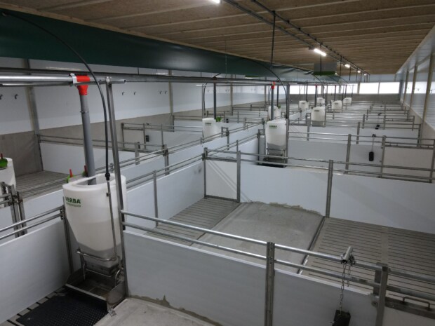 Panels for stable constructions
