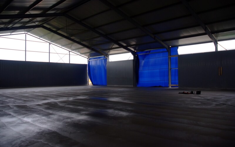 Building a shed with plastic panels